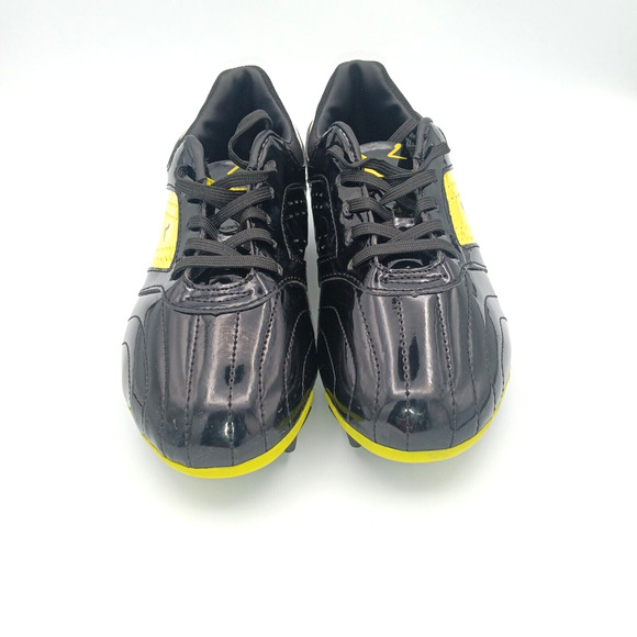 Larcia Soccer Spikes for Kids Size 2 - Picture 3 of 9